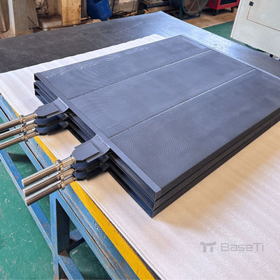 ASTM B265 ASTM B338 Titanium Anode Titanium Dioksida Anode Untuk Pengolahan Air Limbah